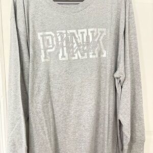 ‼️SOLD‼️ PINK Victoria's Secret Light Heather Gray Tee with White Tag